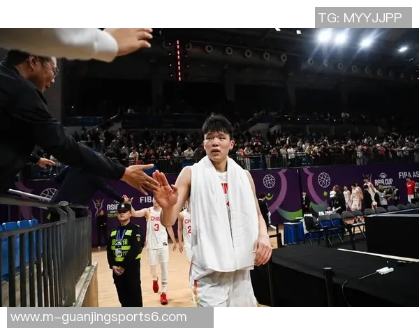 杨瀚森首秀回顾满意之处直言比赛节奏快让人喘不过气